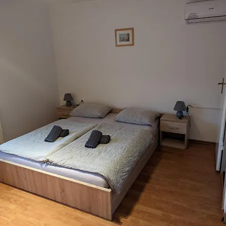 Domacija Mlaker Apartment Podcetrtek
